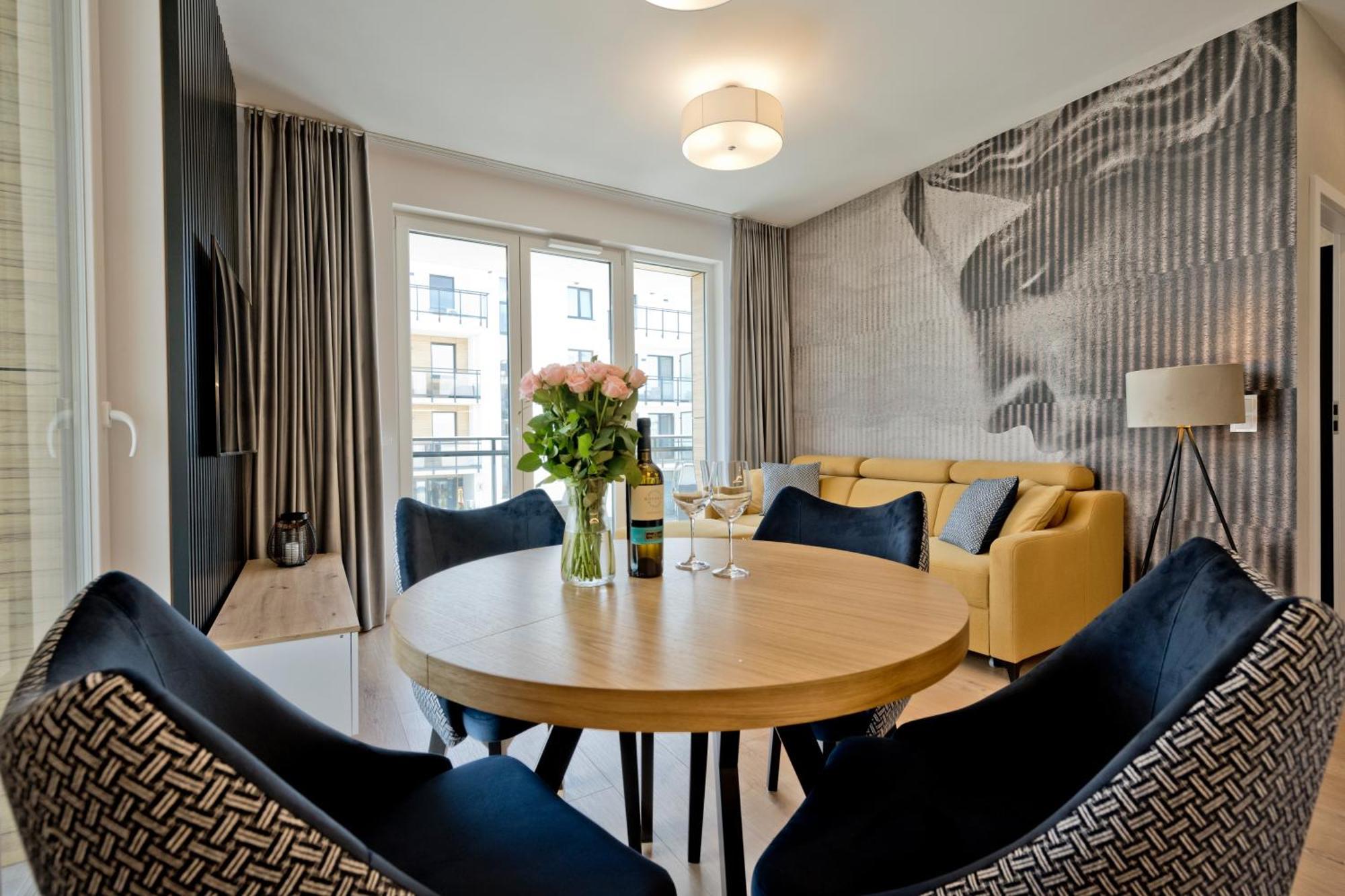 Blueapart Apartamenty Hotelowe Nexo II ปุกสค์ ภายนอก รูปภาพ